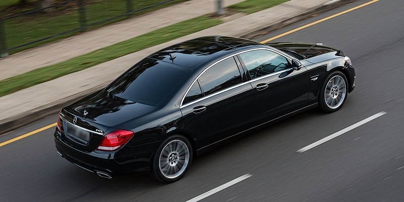 Descubra quanto custa a locação de carro executivo blindado e por que a Blindados BH é referência em segurança e elegância em BH.